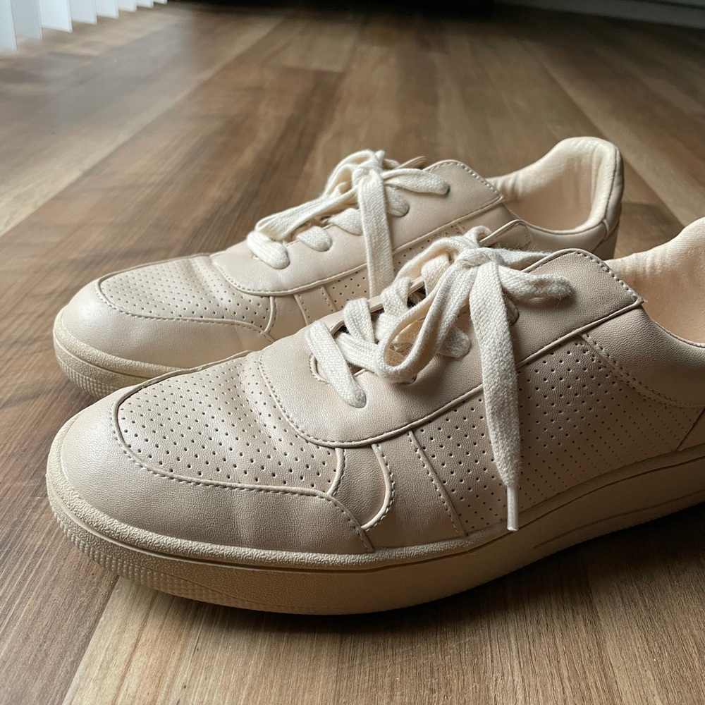 Steven Madden Sneakers